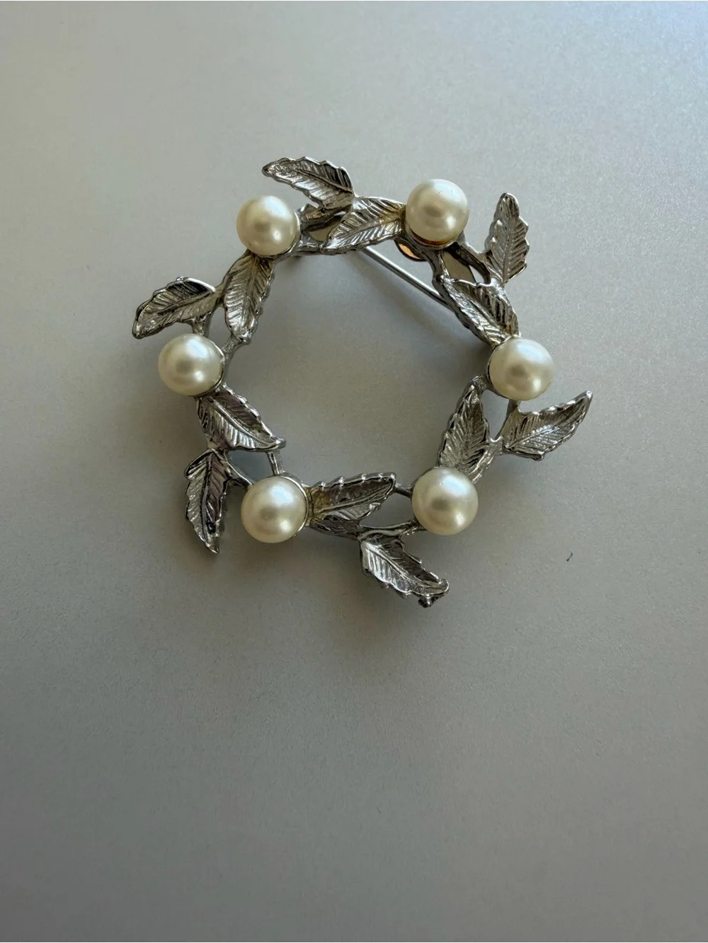 Vintage DFA Dubarry Fifth Avenue Leaf and Faux Pearl Wreath Brooch Silver Tone